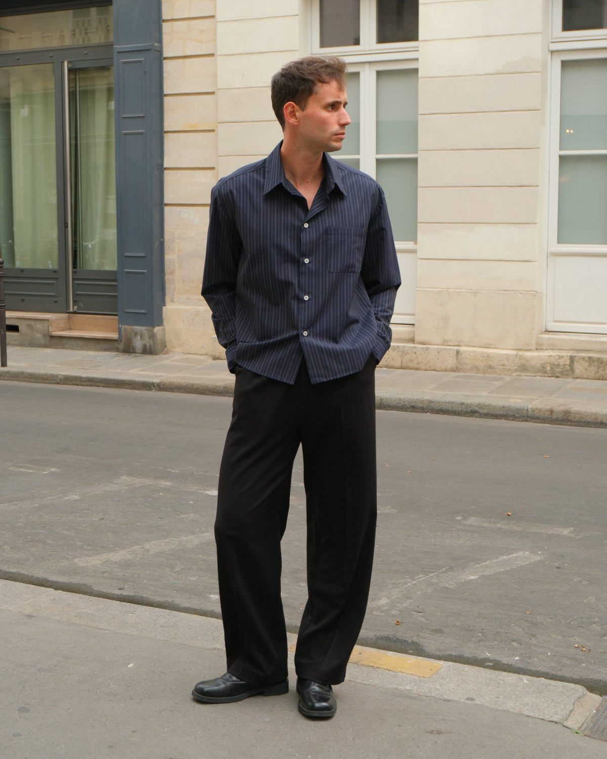 Signature Wool Pleated Trousers - Black