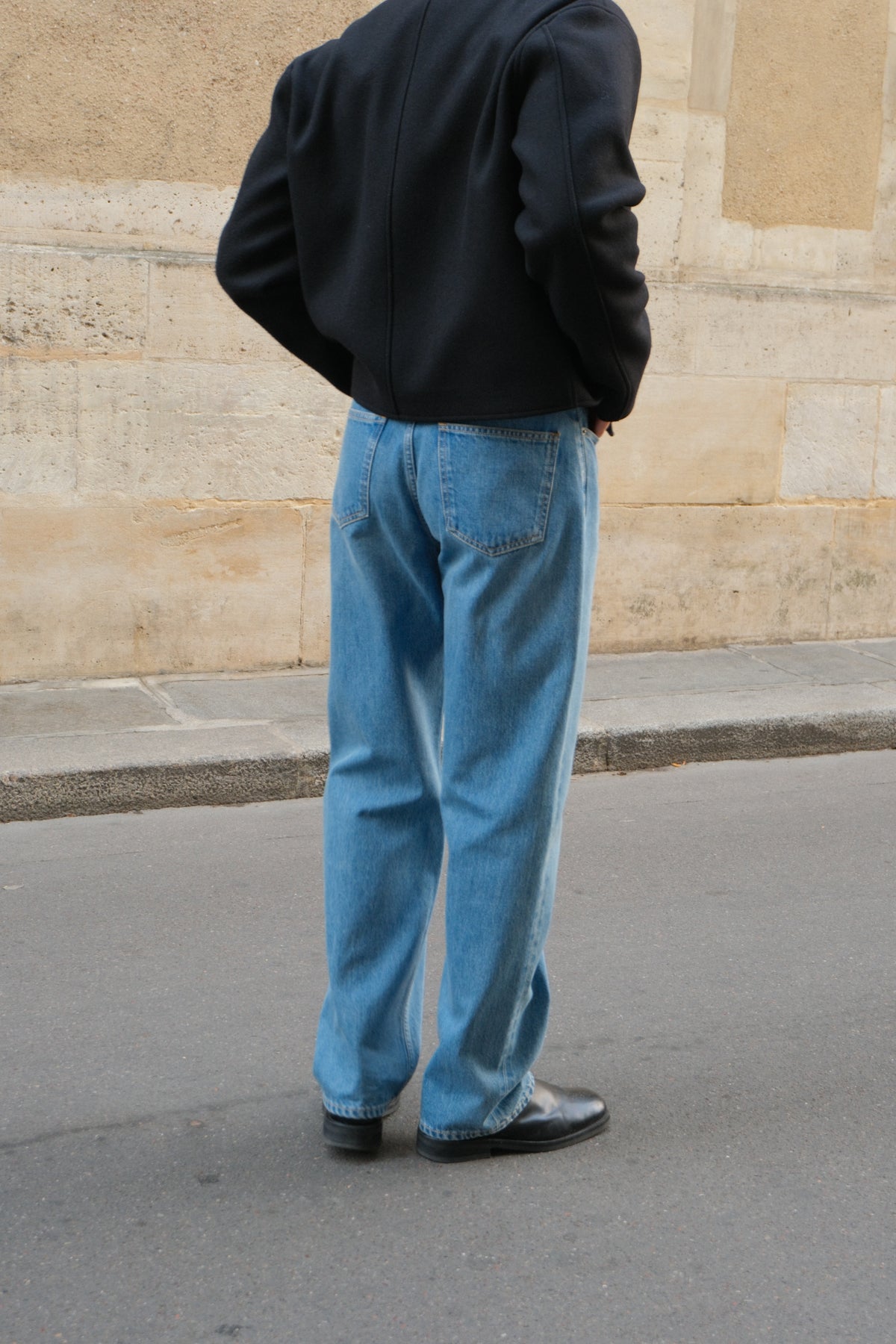 Relaxed Straight-Leg Jeans - Vintage Blue