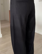 Signature Wool Pleated Trousers - Black | SAMPLE
